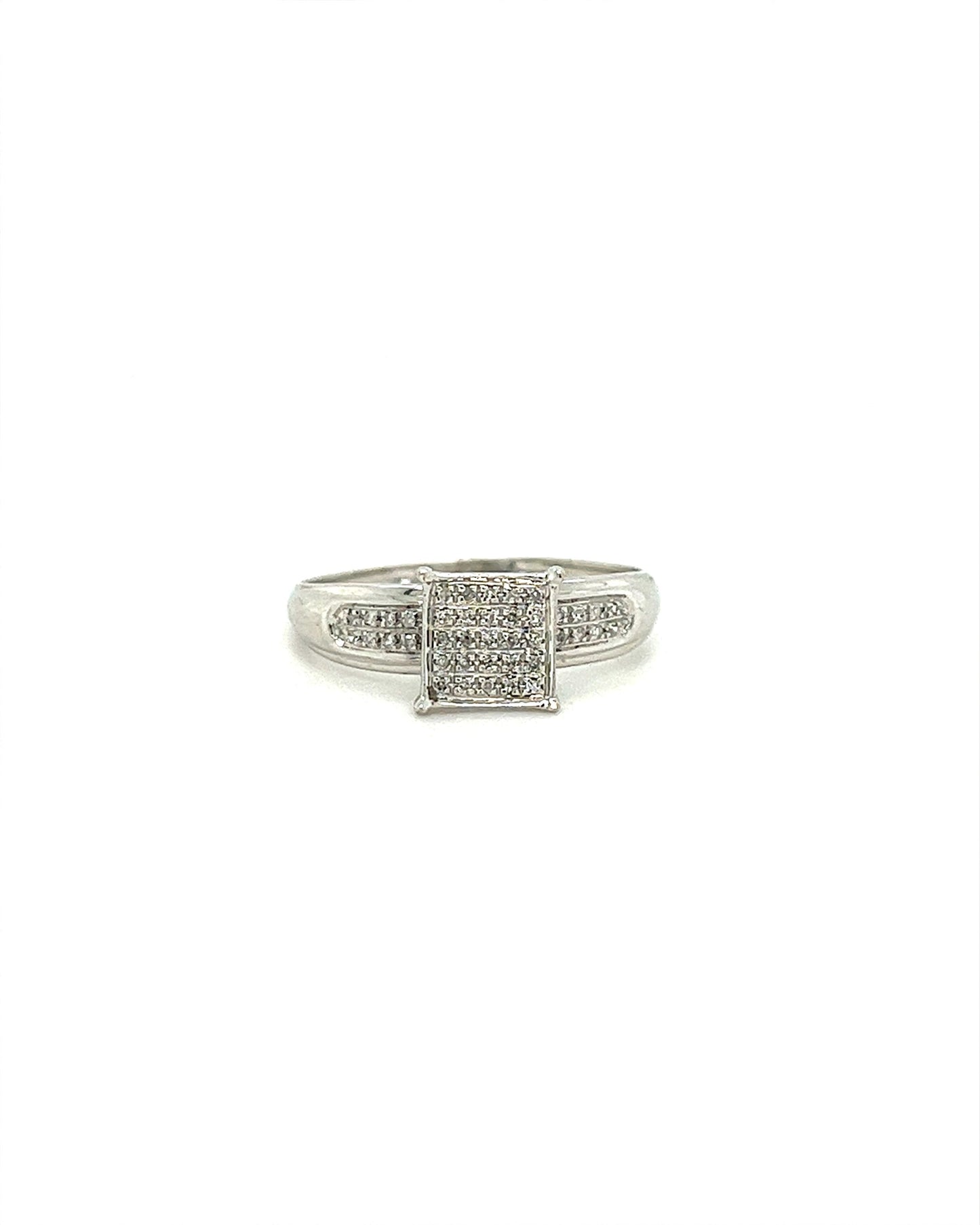 14KT WHITE GOLD FANCY DIAMOND ENGAGEMENT RING