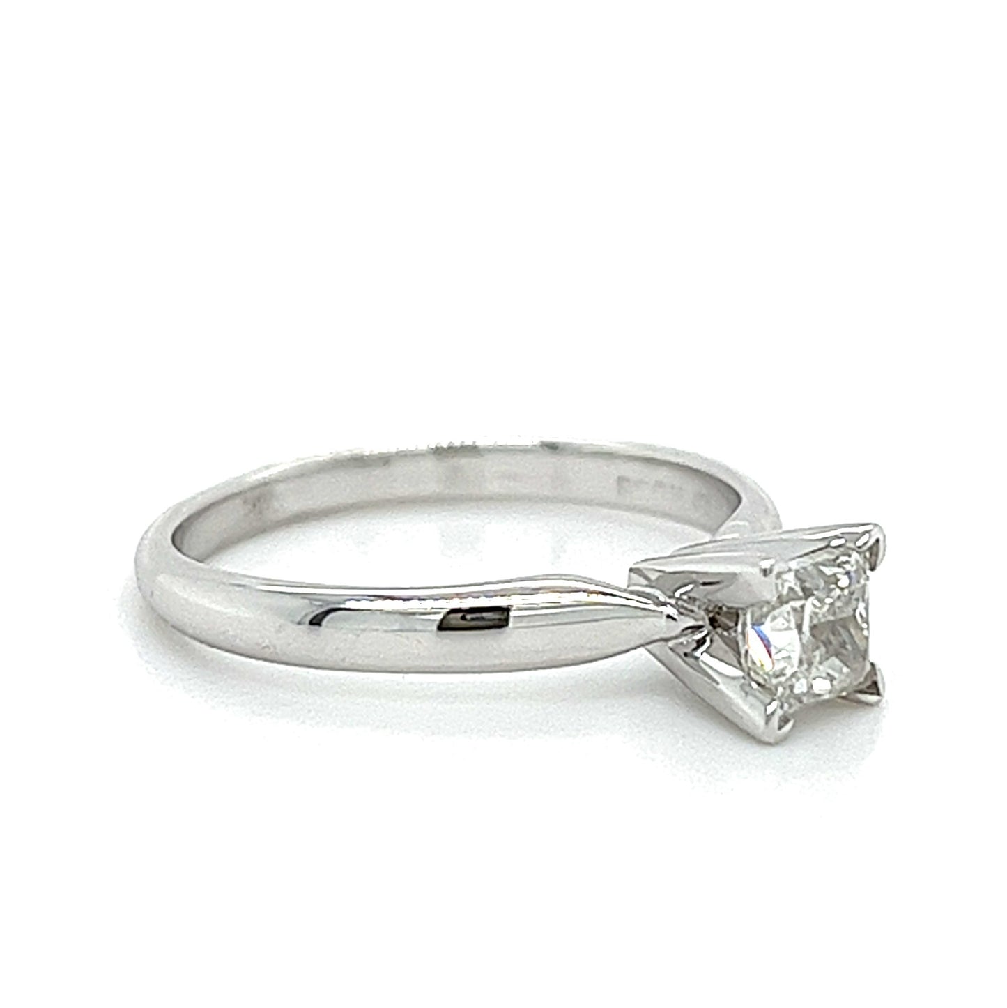14KT WHITE GOLD FANCY SOLITAIRE DIAMOND ENGAGEMENT RING