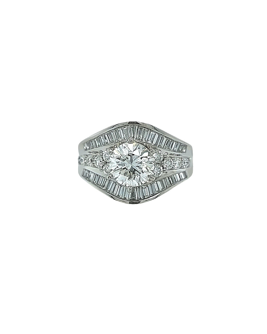 18KT WHITE GOLD ROUND AND BAGUETTE ENGAGEMENT RING