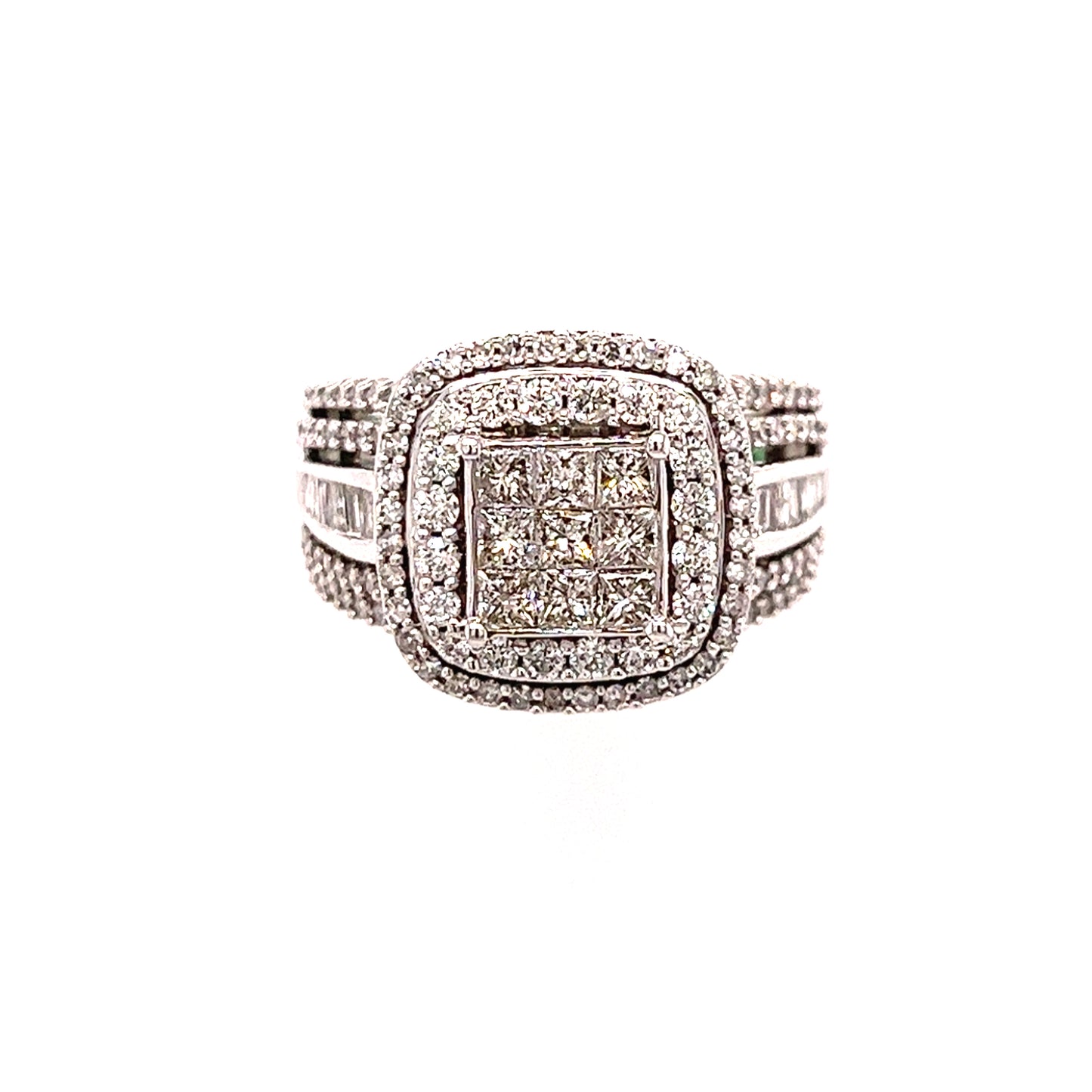 10KT WHITE GOLD THICK DIAMOND ENGAGEMENT RING