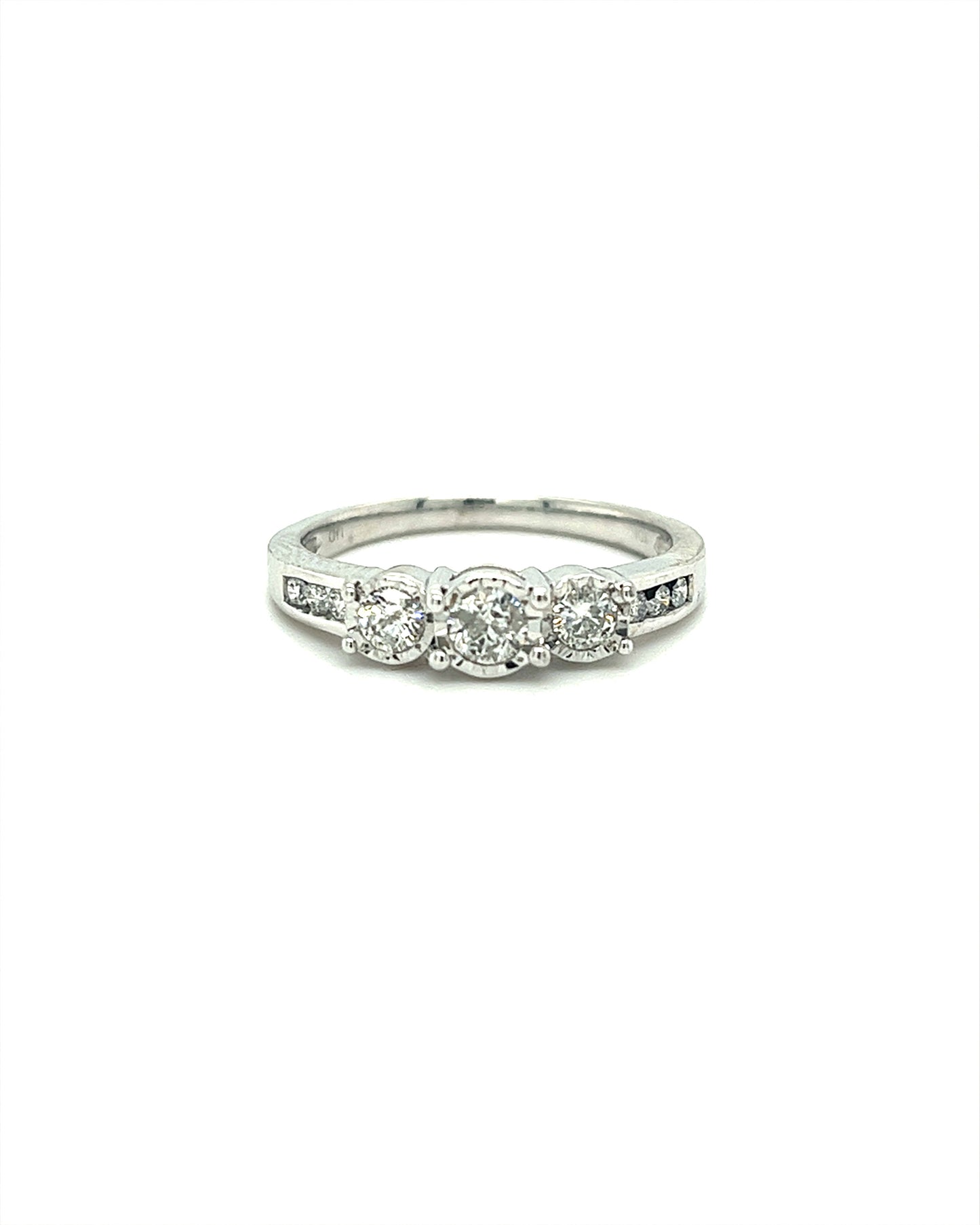 10KT WHITE GOLD 3 DIAMOND ENGAGEMENT RING