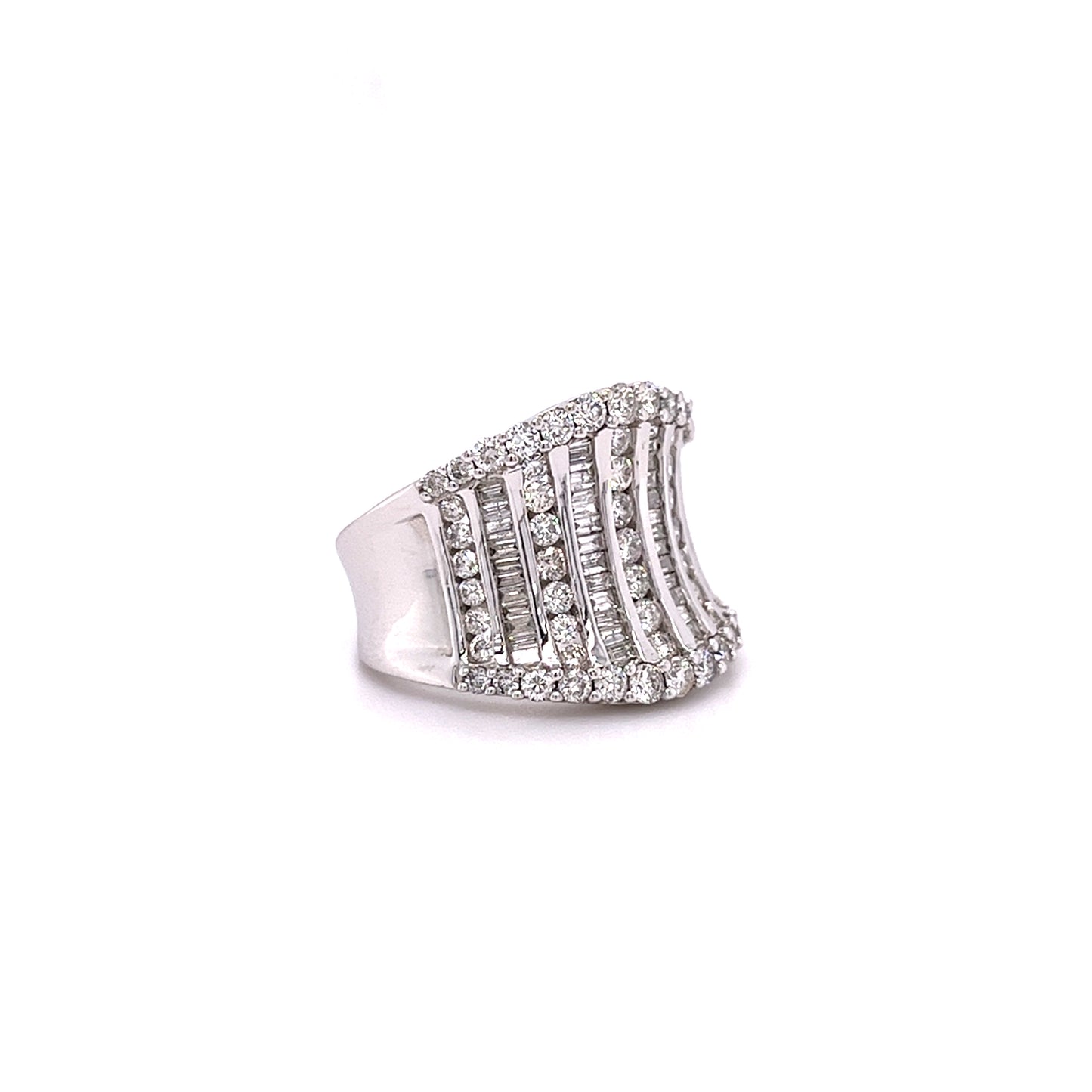 14KT WHITE GOLD FANCY BRILLIANT DIAMOND BAND