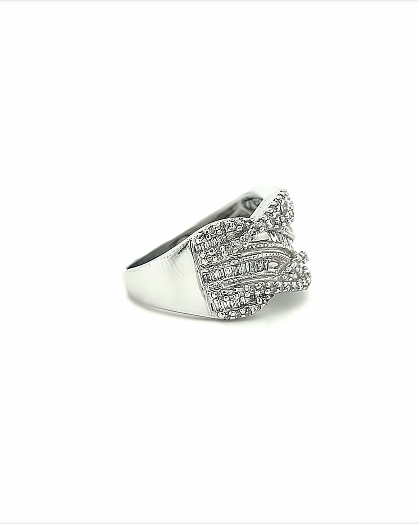 10KT WHITE GOLD FANCY BRILLIANT DIAMOND BAND