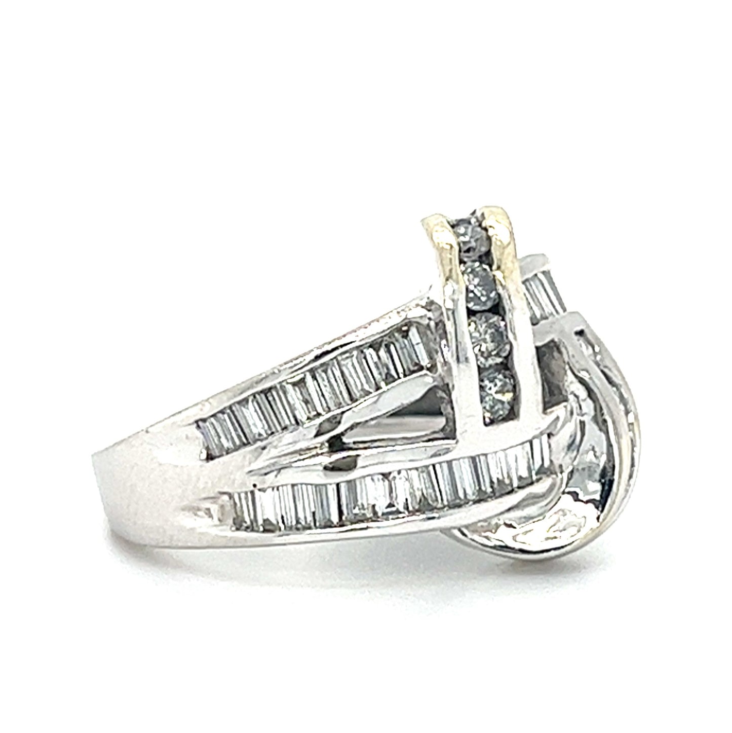 14KT WHITE GOLD FANCY LADIES DIAMOND BAND