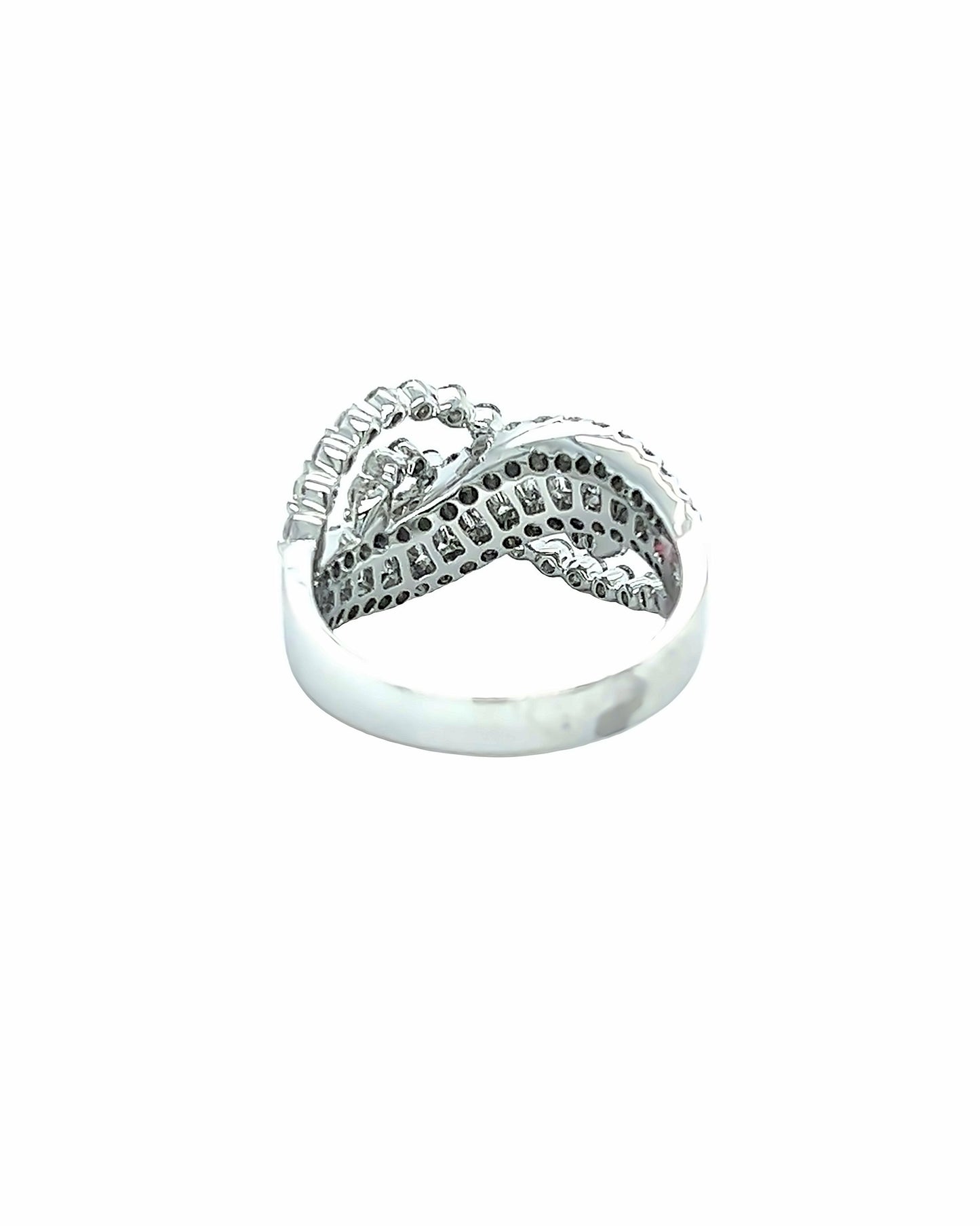 18KT WHITE GOLD FANCY CRISSCROSS DIAMOND BAND