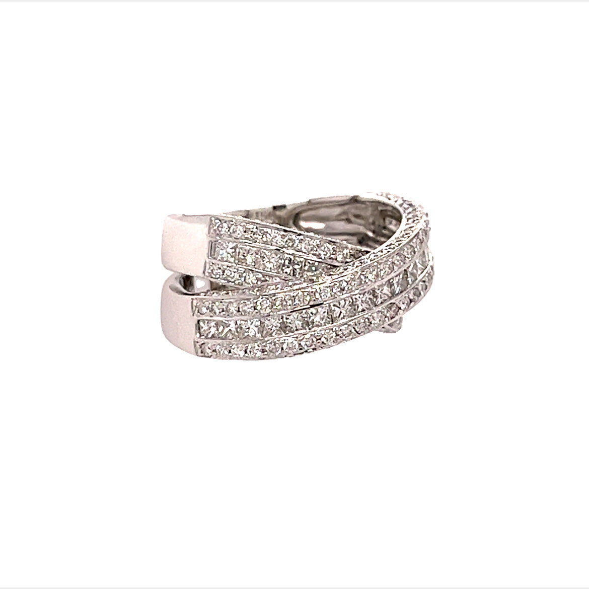 14KT WHITE GOLD CRISS CROSS 3 ROW DIAMOND RING