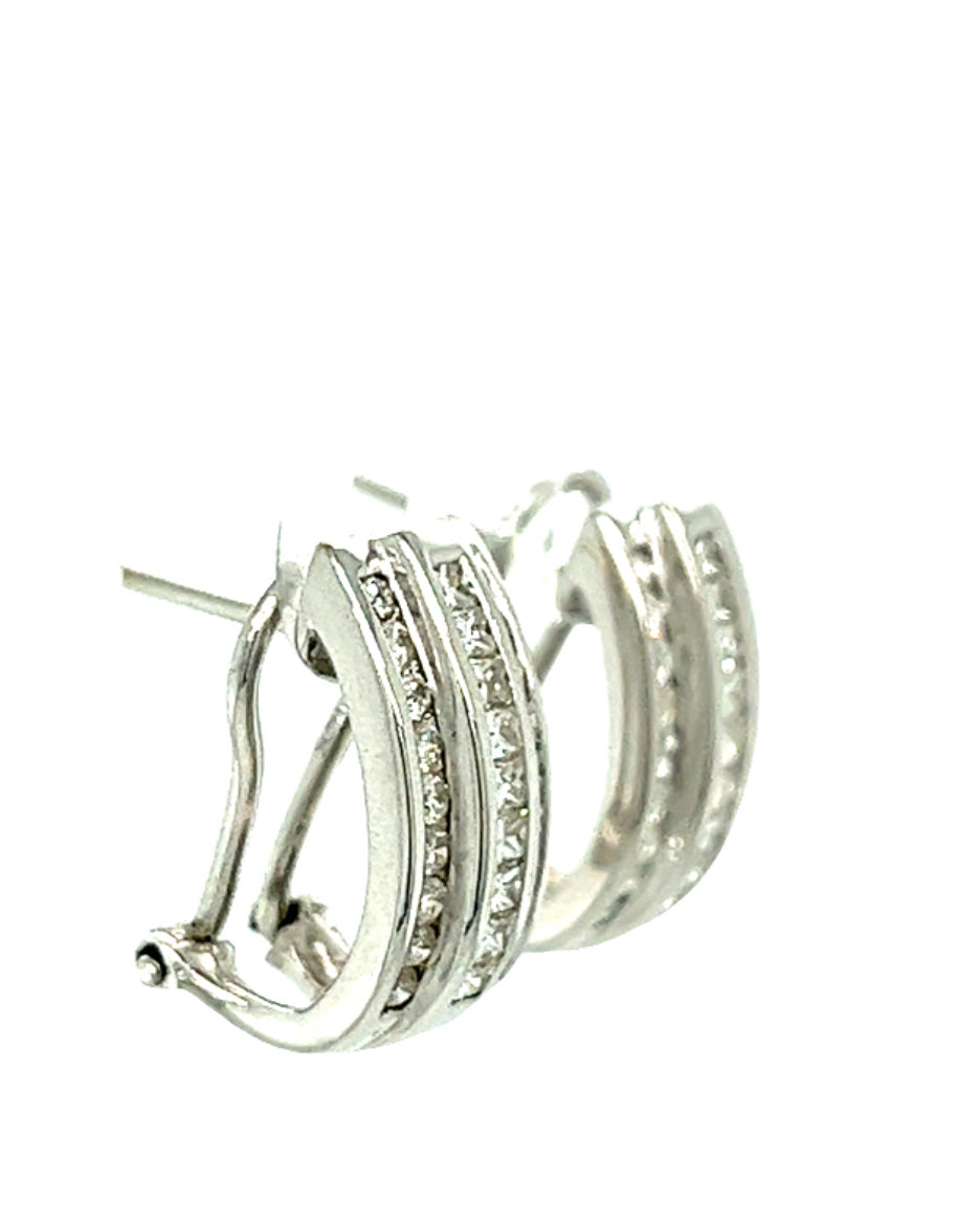 18KT WHITE GOLD 3 ROWS HUGGIES WITH OMEGA BACK