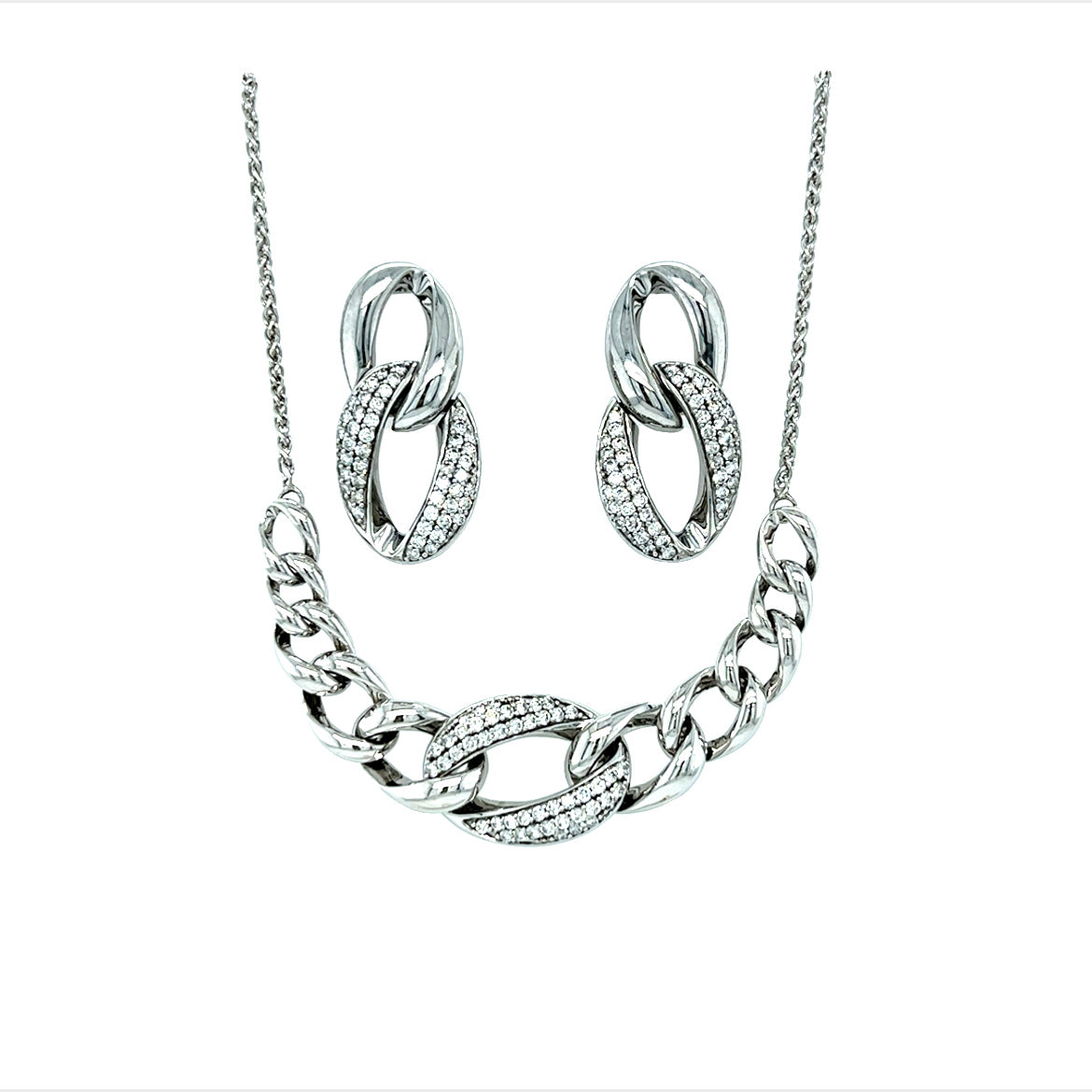 10KT WHITE GOLD CURB DIAMOND CHAIN PENDANT