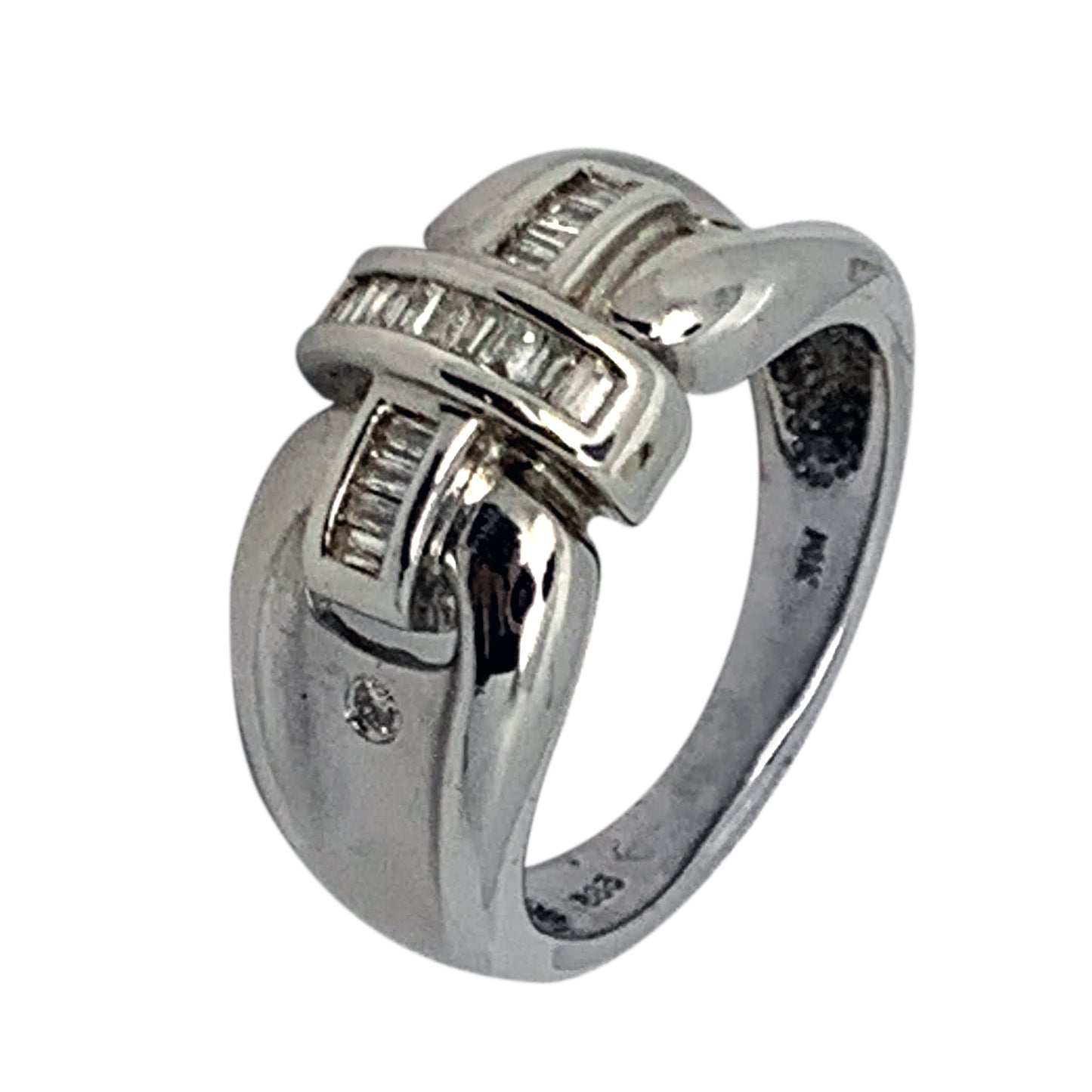 14 KT WHITE GOLD DIAMOND RING - 0.35 CT