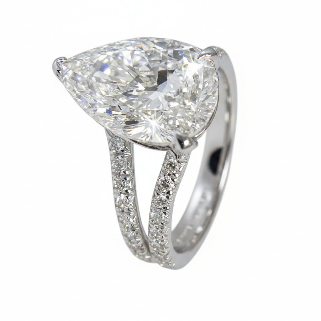 PLATINUM DIAMOND WOMENS RING - 4.09 CT