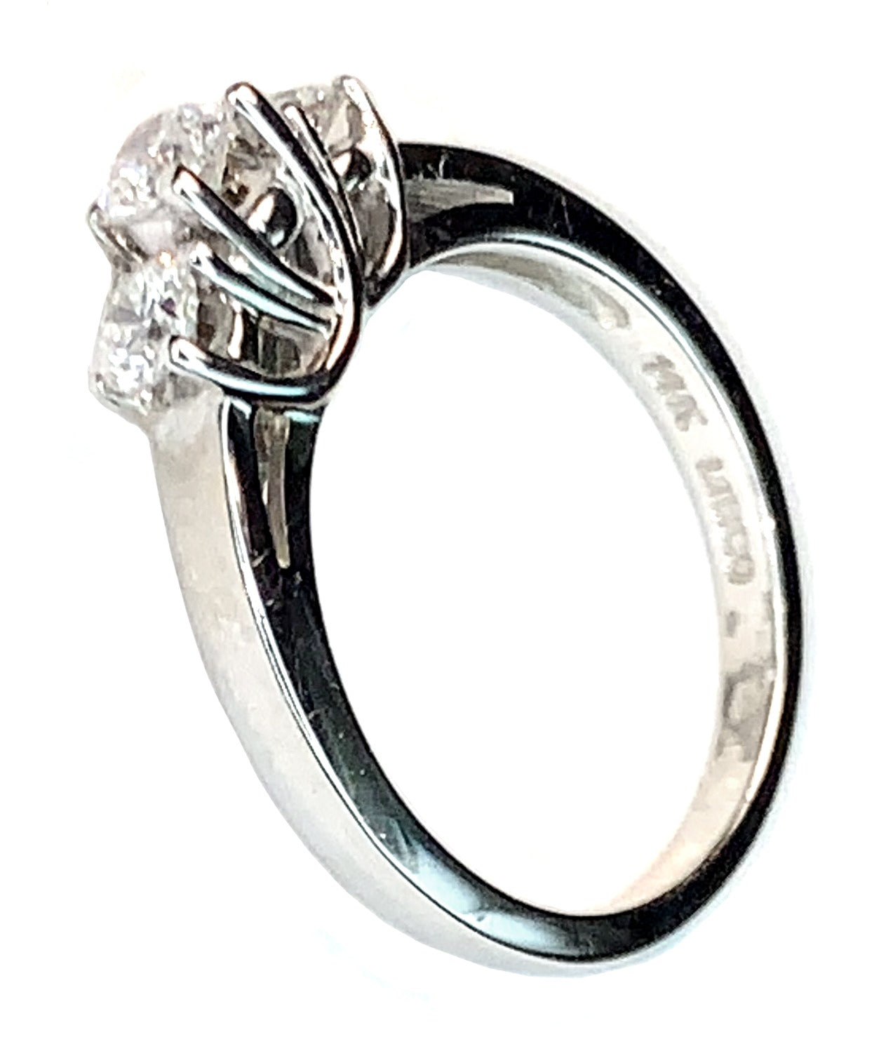 14 WHITE GOLD ROUND DIAMONDS 3 STONES ENGAGEMENT RING - 0.48 CT