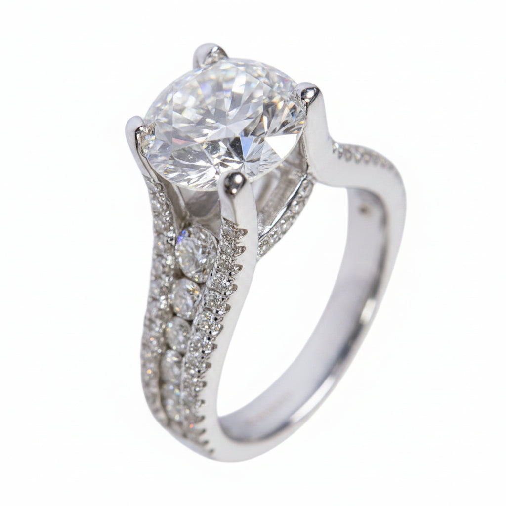 18K WHITE GOLD ENGAGEMENT WOMENS DIAMONDS RING - 2.08 CT