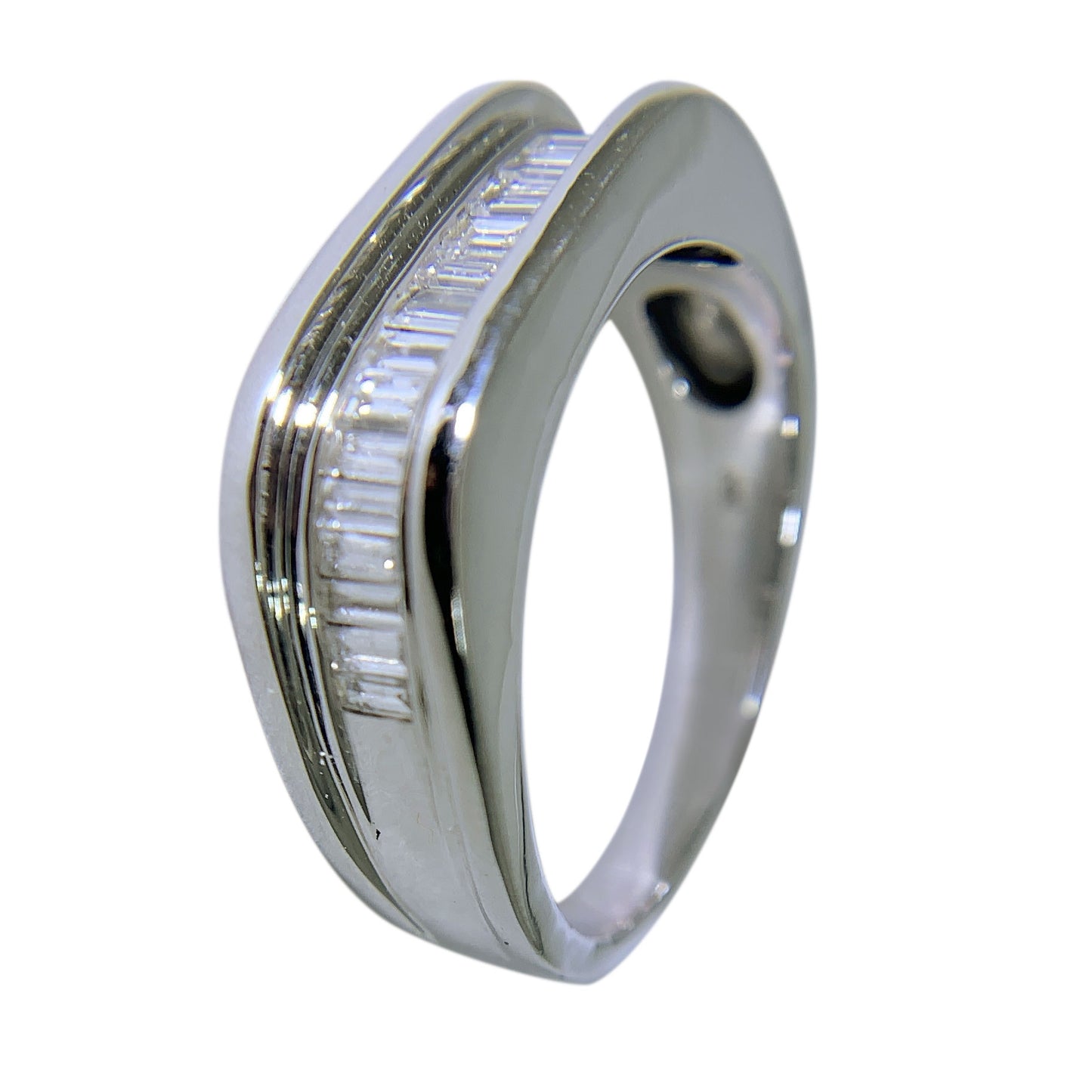 14 KT WHITE GOLD - SQUARE DESIGN MENS RING WITH BAGUETTE DIAMONDS - 0.78 CT