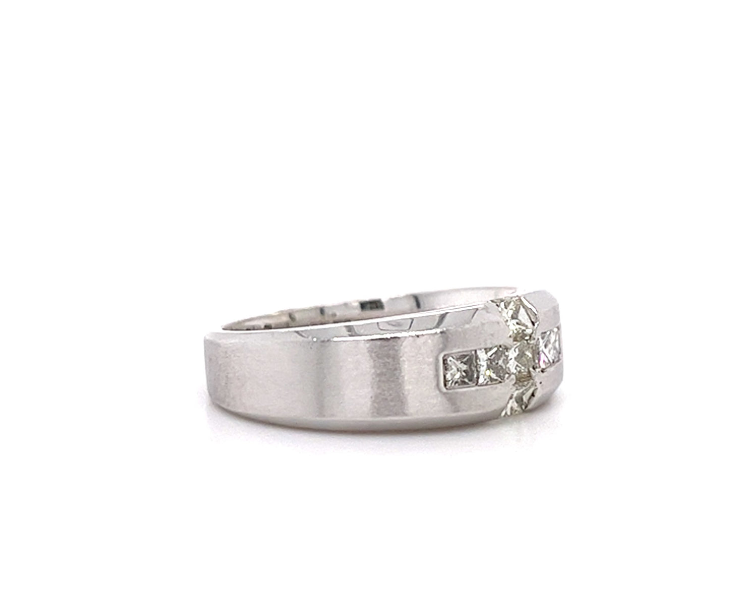 14 KT WHITE GOLD - MENS WEDDING BAND WITH PRINCESS CUT DIAMONDS - 1.25 CT