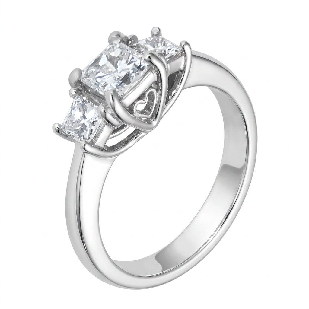 14 KT WHITE GOLD PRINCESS DIAMOND ENGAGEMENT RING 3 STONES - 1.12 CT