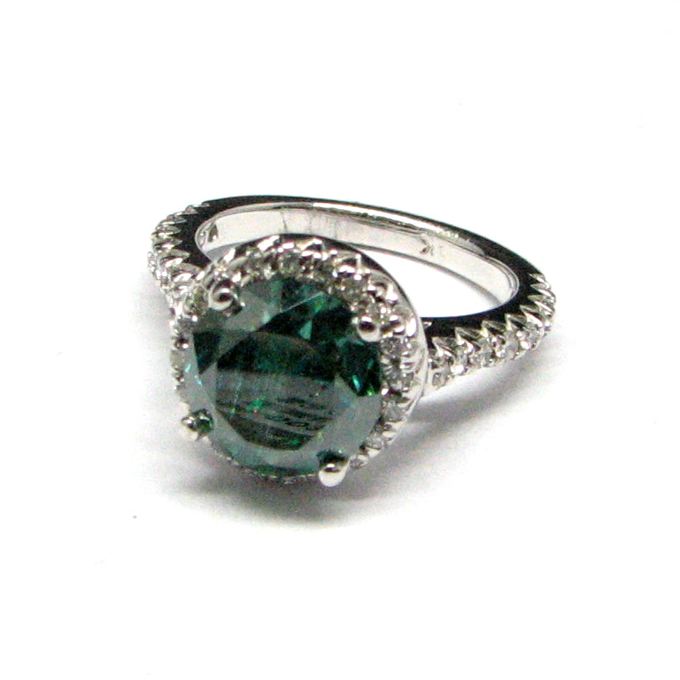 14 KT WHITE GOLD DIAMOND ENGAGEMENT RING - 2.67 CT