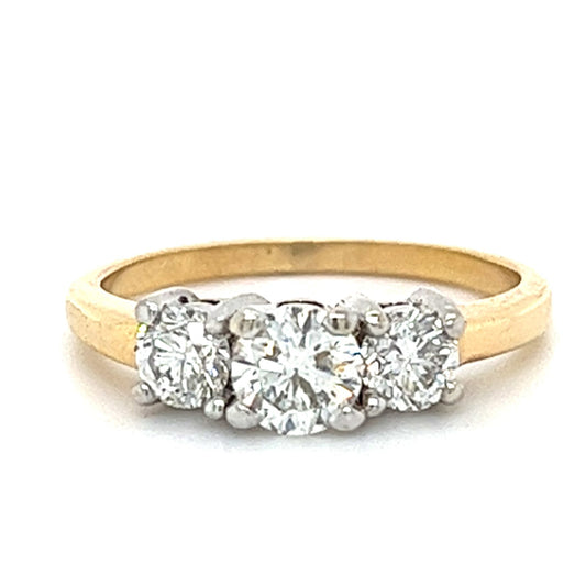 14KT YELLOW GOLD 3 DIAMOND LADIES RING