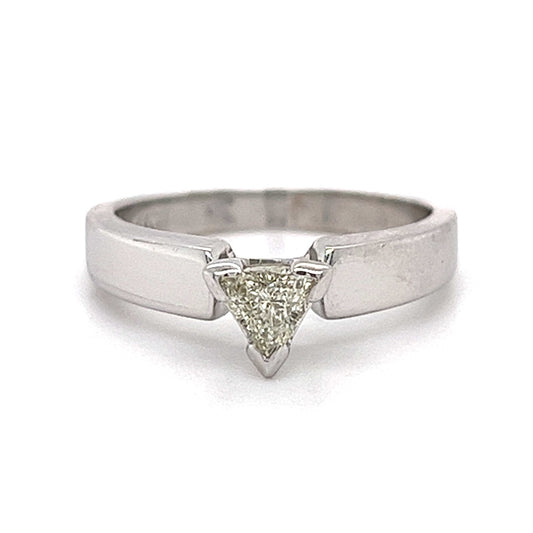 14KT WHITE GOLD DIAMOND ENGAGEMENT RING