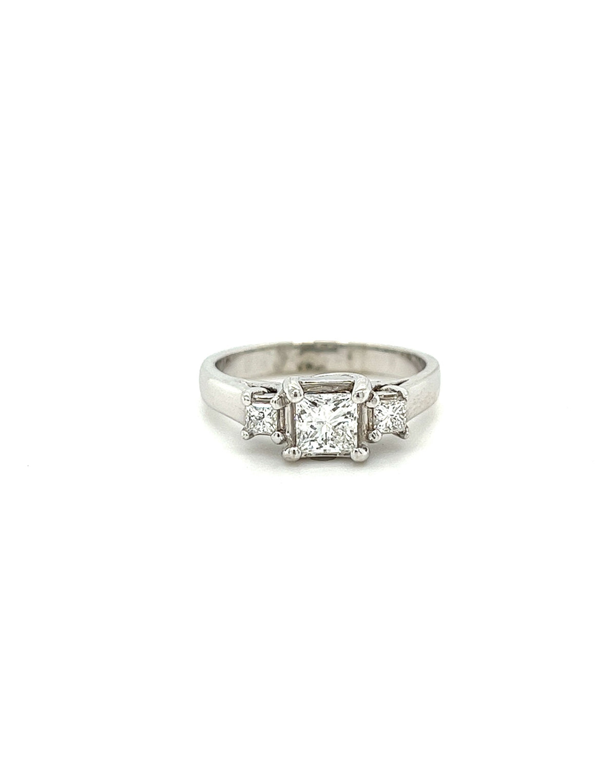 14KT WHITE GOLD FANCY DIAMOND ENGAGEMENT RING