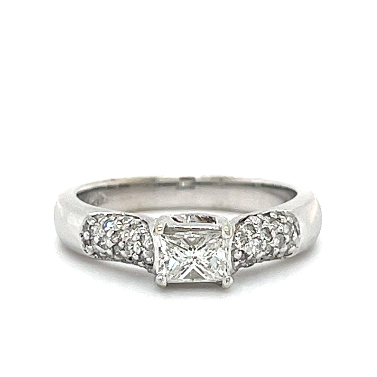 14KT WHITE GOLD FANCY DIAMOND ENGAGEMENT RING