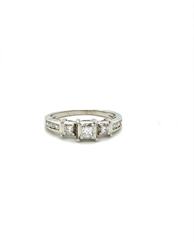 14KT WHITE GOLD 3 DIAMOND ENGAGEMENT RING