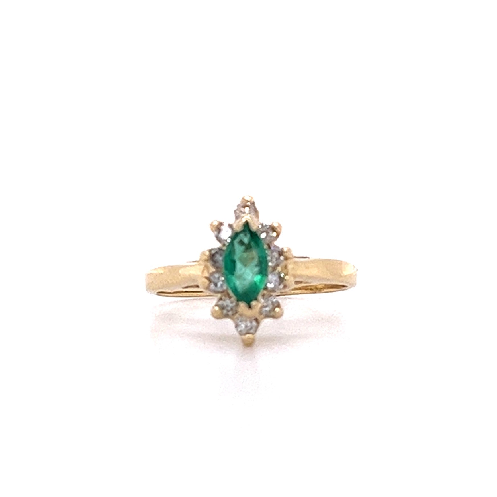 14KT YELLOW GOLD EMERALD AND DIAMONDS ENGAGEMENT RING