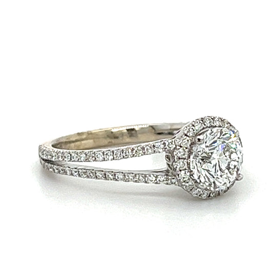 18KT WHITE GOLD FANCY ROUND DIAMOND ENGAGEMENT RING