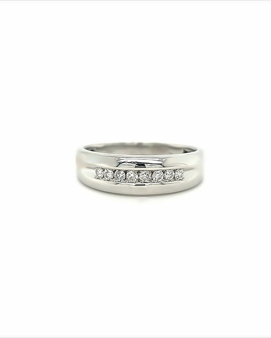 10KT WHITE GOLD FANCY MENS DIAMOND WEDDING BAND