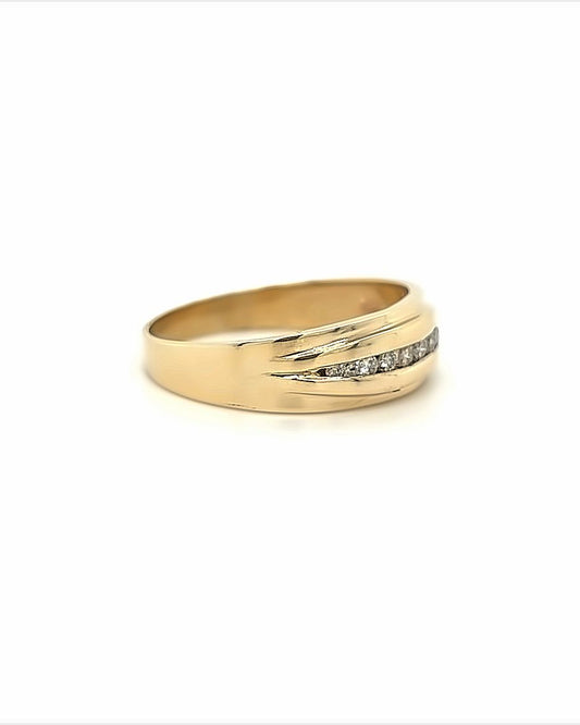 14KT YELLOW GOLD FANCY MENS DIAMOND WEDDING BAND