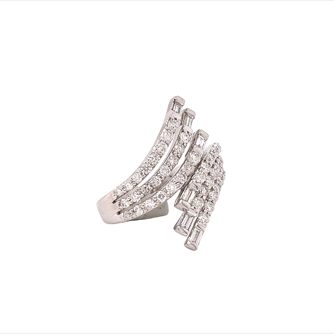 14KT WHITE GOLD FANCY DIAMOND BAND