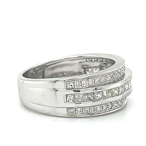 14KT WHITE GOLD FANCY 3 ROW DIAMOND WEDDING BAND