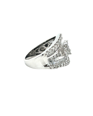 14KT WHITE GOLD FANCY LADIES DIAMOND BAND