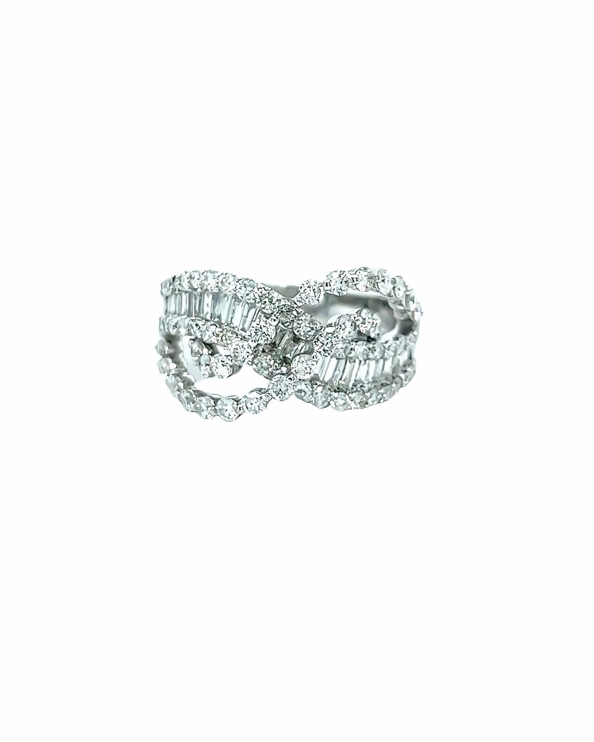 18KT WHITE GOLD FANCY CRISSCROSS DIAMOND BAND