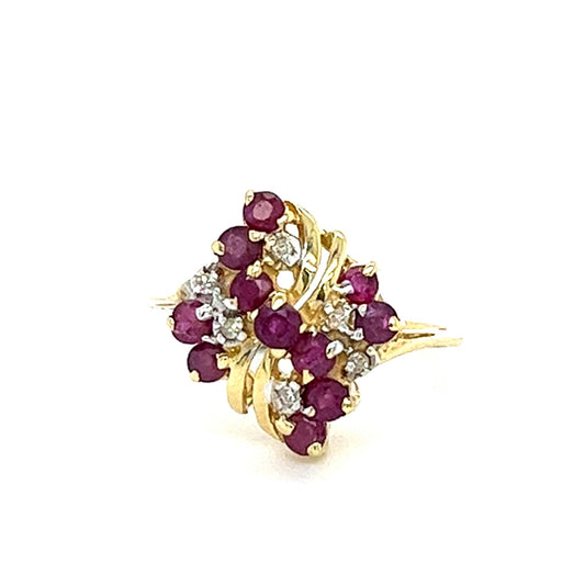 14KT YELLOW GOLD DIAMOND AND RUBY LADIES RING