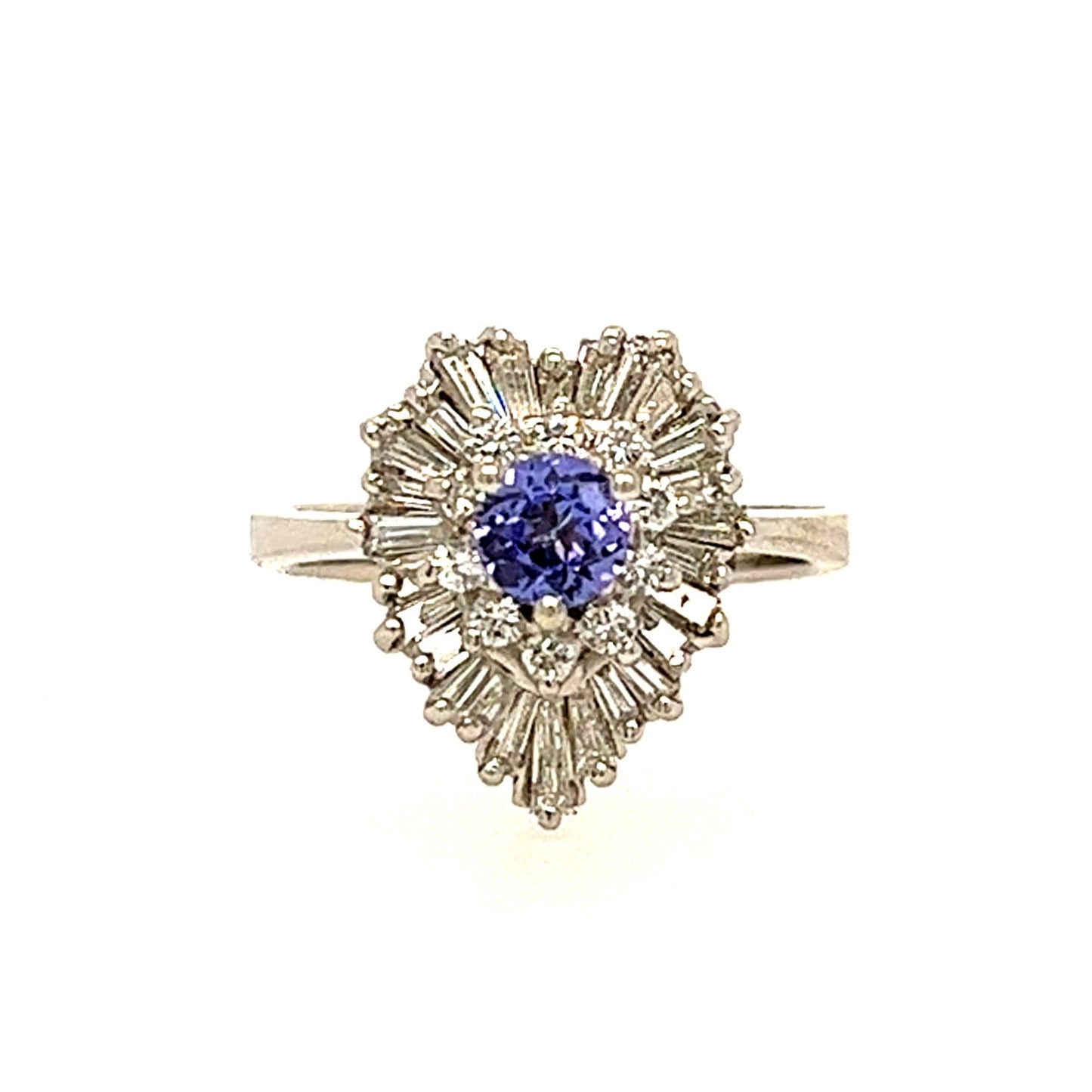 18KT WHITE GOLD DIAMOND AND TANZANITE FANCY LADIES RING