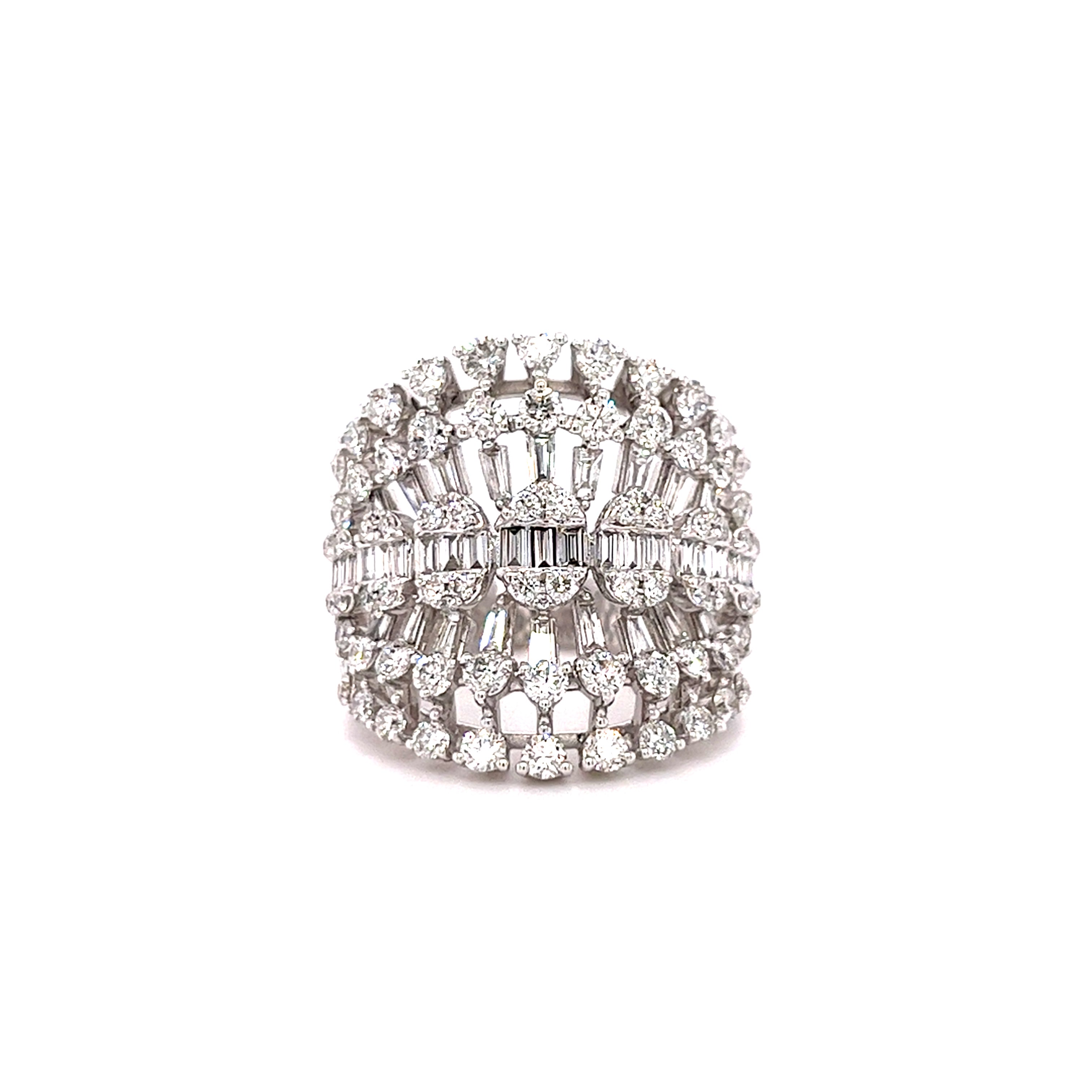 14KT WHITE GOLD ROUND AND BAGUETTE DIAMONDS FINE LADIES RING