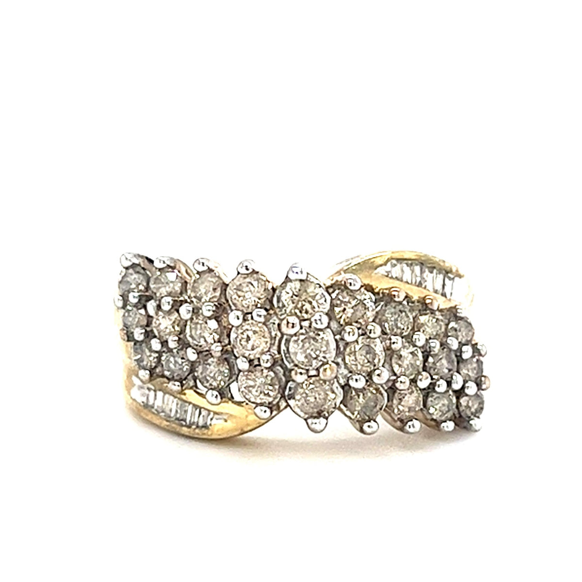 10KT YELLOW GOLD WITH DIAMONDS RING