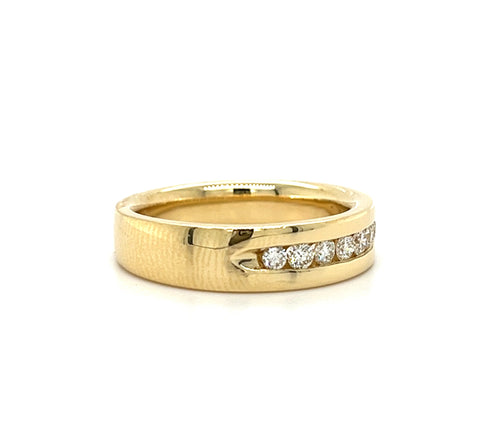 14KT YELLOW GOLD FANCY MENS DIAMOND WEDDING BAND