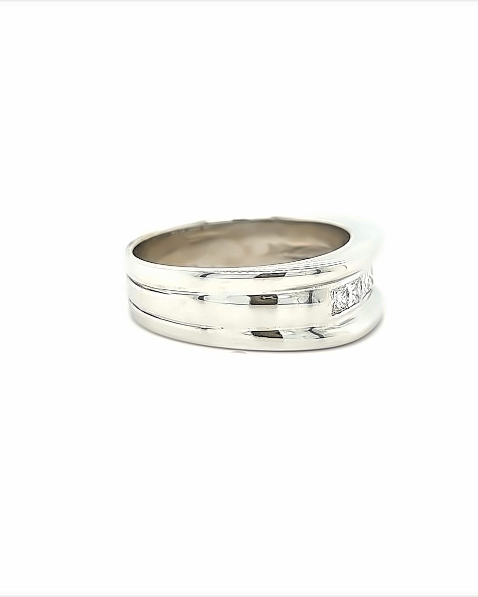 14KT WHITE GOLD FANCY MENS DIAMOND RING CUSTOMMADE
