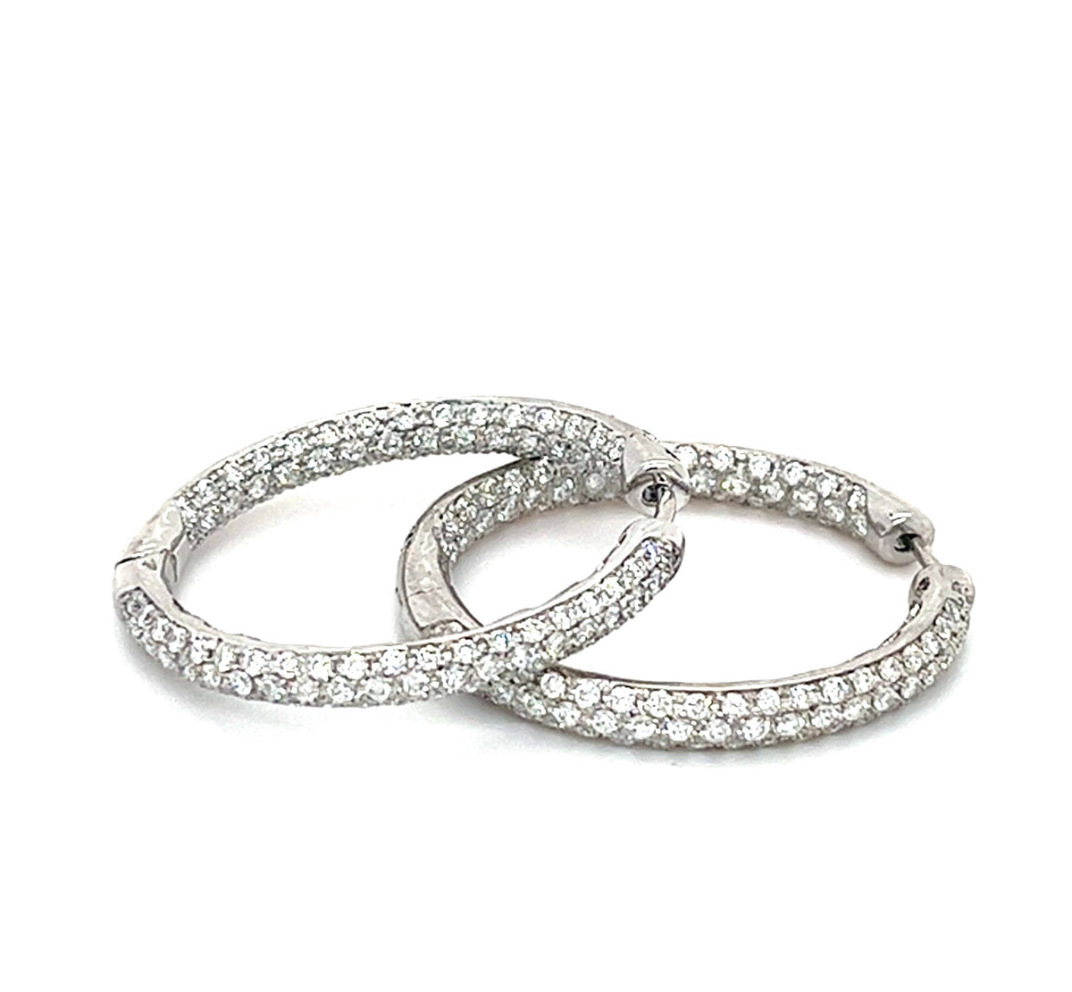 18KT WHITE GOLD DIAMOND HOOPS