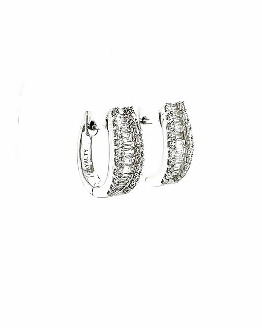 18KT WHITE GOLD ROUND AND BAGUETTE EARRINGS