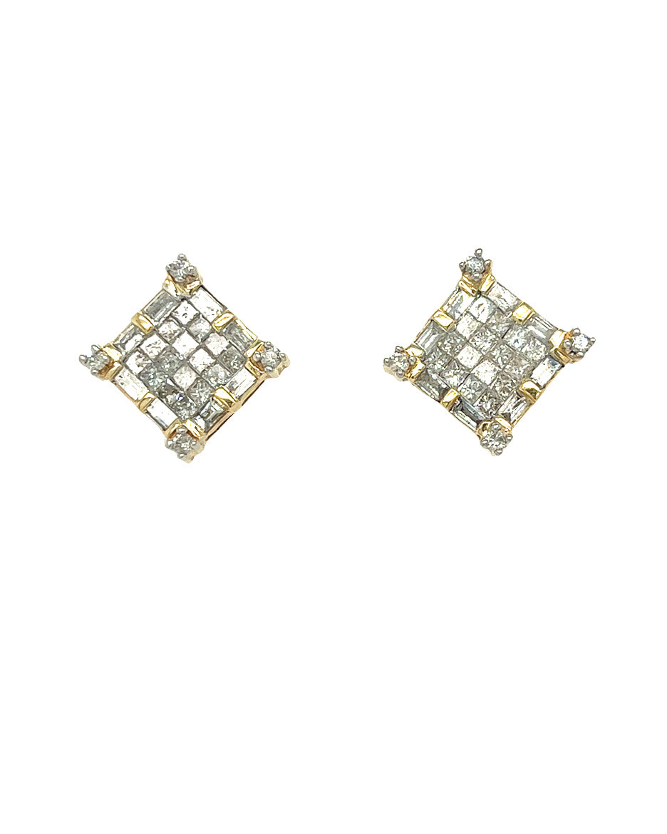 14KT YELLOW GOLD DIAMOND CLUSTER STUDS