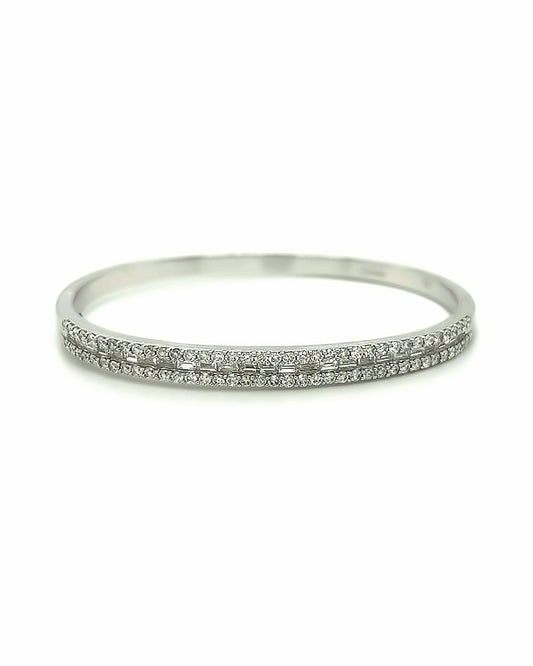 18KT WHITE GOLD FANCY DIAMOND BANGLE