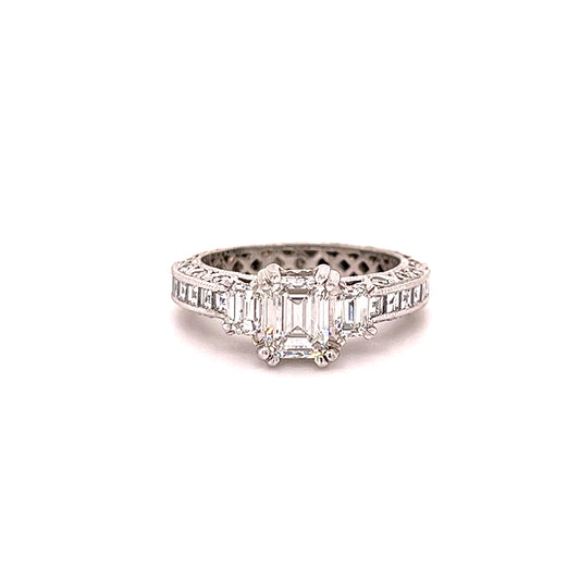 EMERALD CUT DIAMOND 1.05 TDW