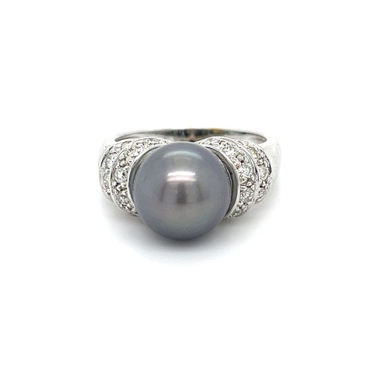 14KT WHITE GOLD PEARL AND DIAMONDS RING