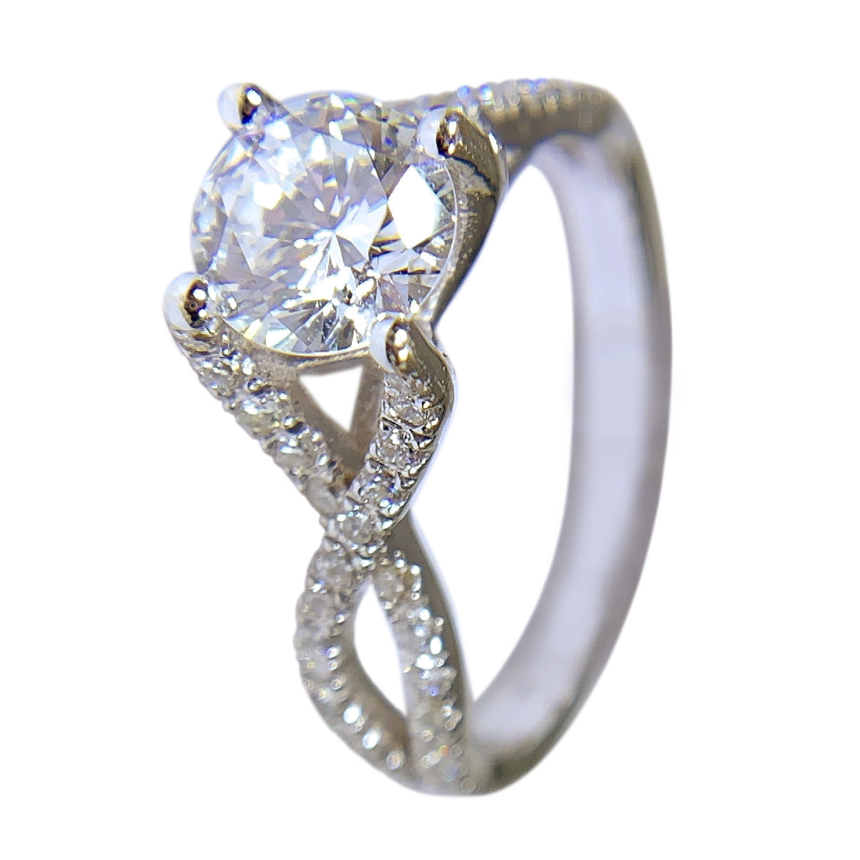14 KT WHITE GOLD - GORGEOUS DIAMOND RING - 1.81 CT