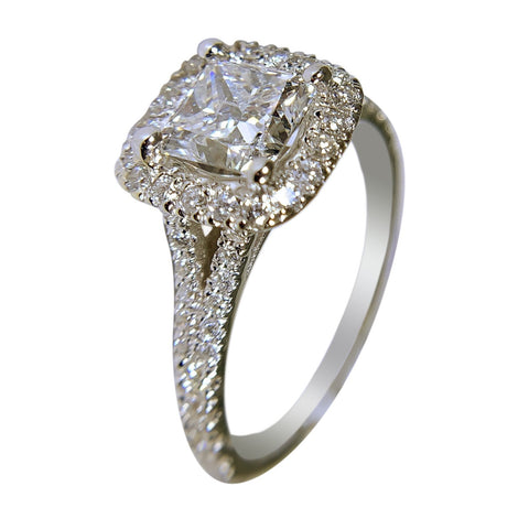 14 KT WHITE GOLD - PRINCESS DIAMOND ANNIVERSARY RING - 1.89 CT