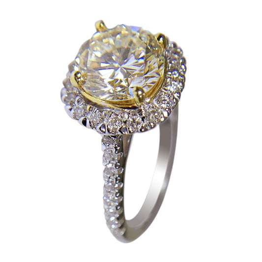 14 KT TT GOLD - ROUND DIAMOND RING - 2.69 CT