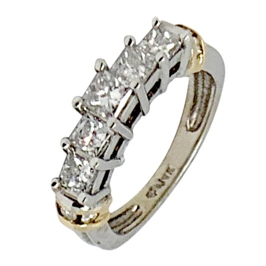 14 KT WHITE GOLD PRINCESS DIAMOND 5 STONES ENGAGEMENT RING - 0.85 CT