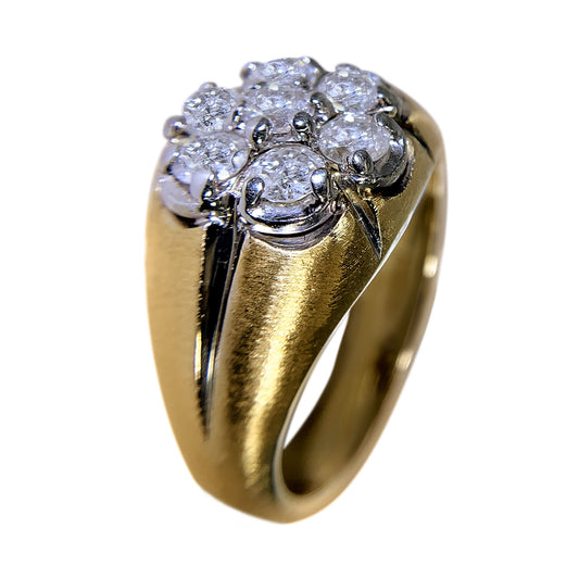 14 KT YELLOW GOLD -  FLOWER DESIGN WITH ROUND DIAMONDS RING - 1.50 CT